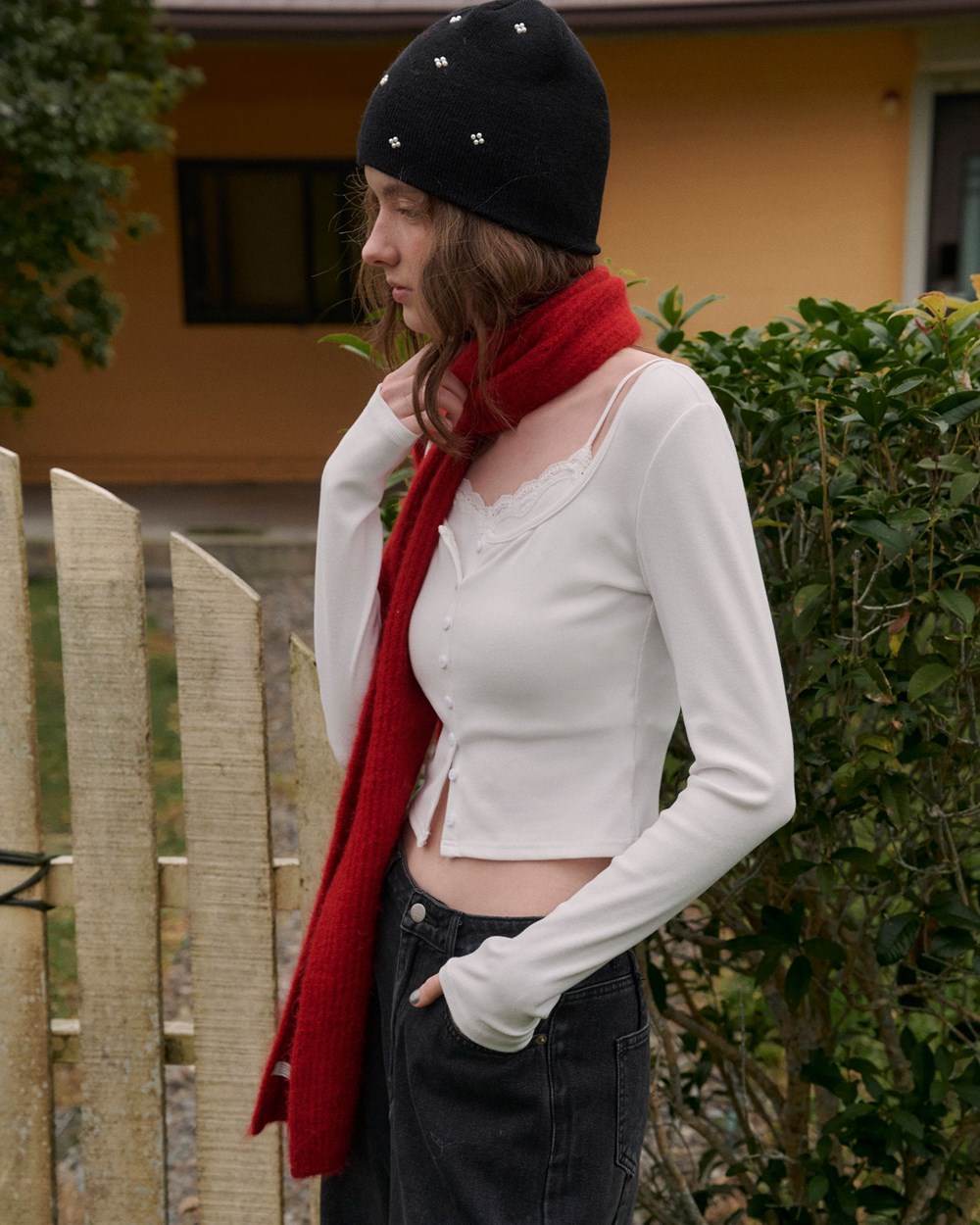 羊絨坑紋蕾絲排釦假兩件上衣