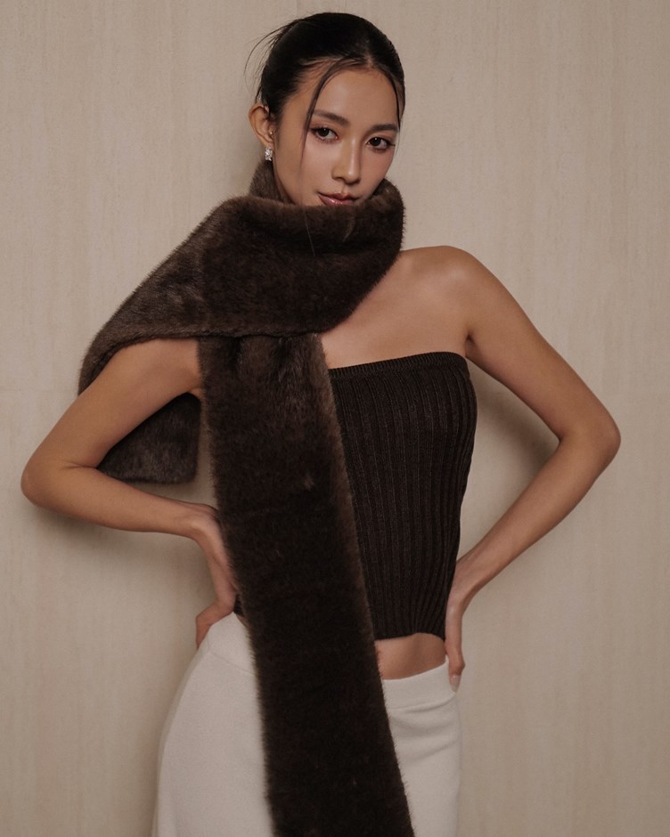 時髦皮草圍巾