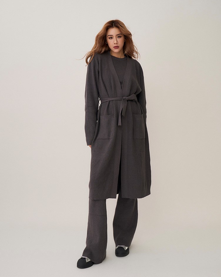 cozy hugging knit cover