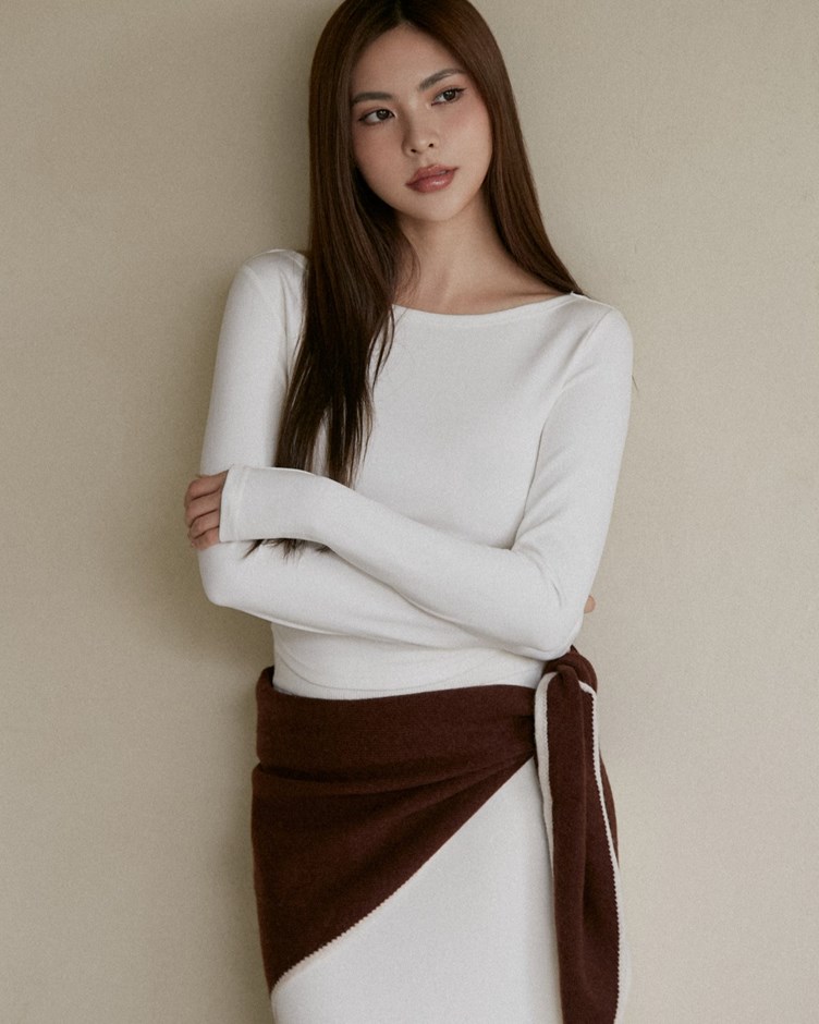 空氣感羊毛船領長袖上衣