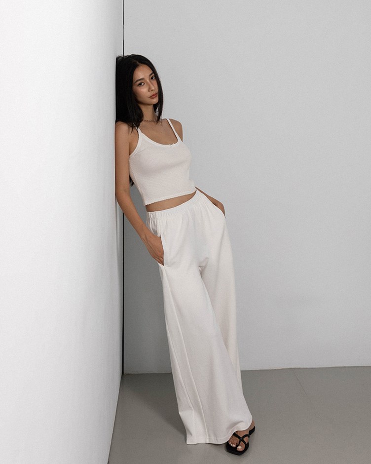 細肩帶花邊背心