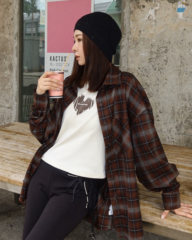 個性抽鬚格紋襯衫