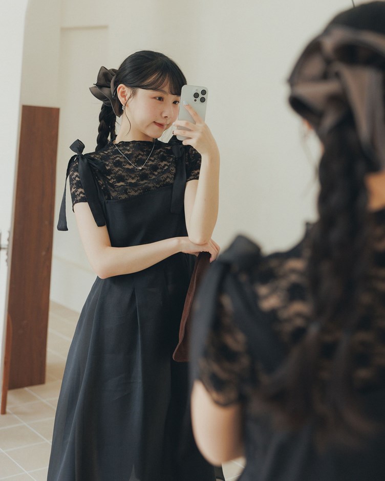 復古花朵蕾絲透肌短袖上衣