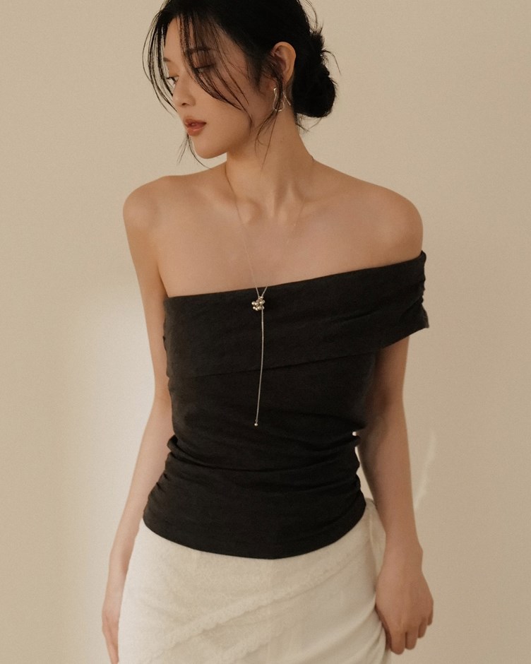 微辣一字領斜肩BRA TOP上衣