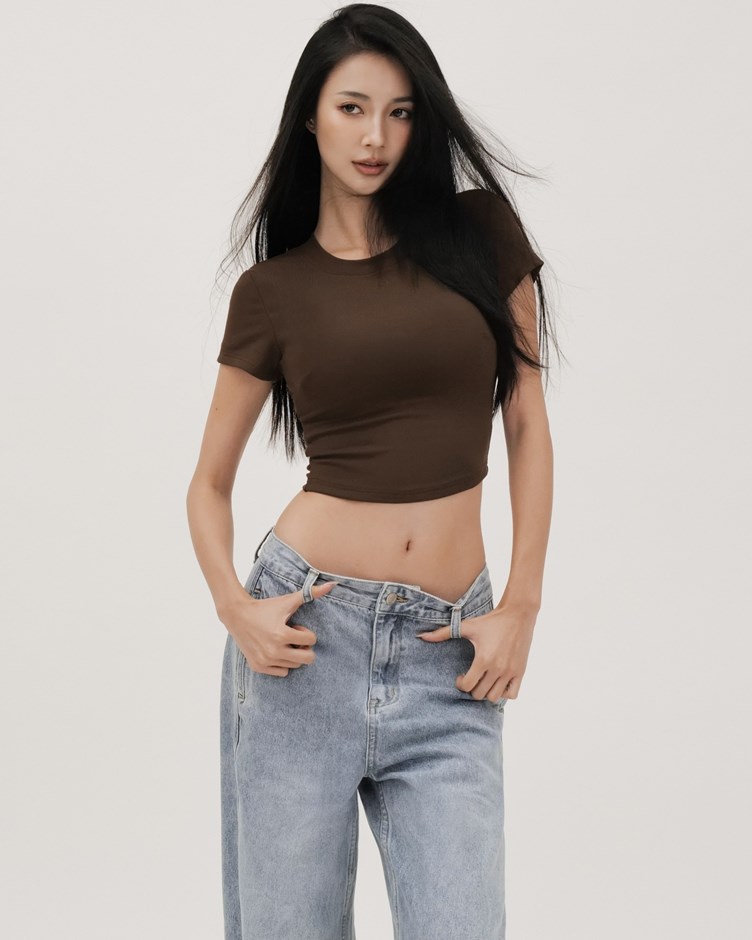 好身材圓領BRATEE