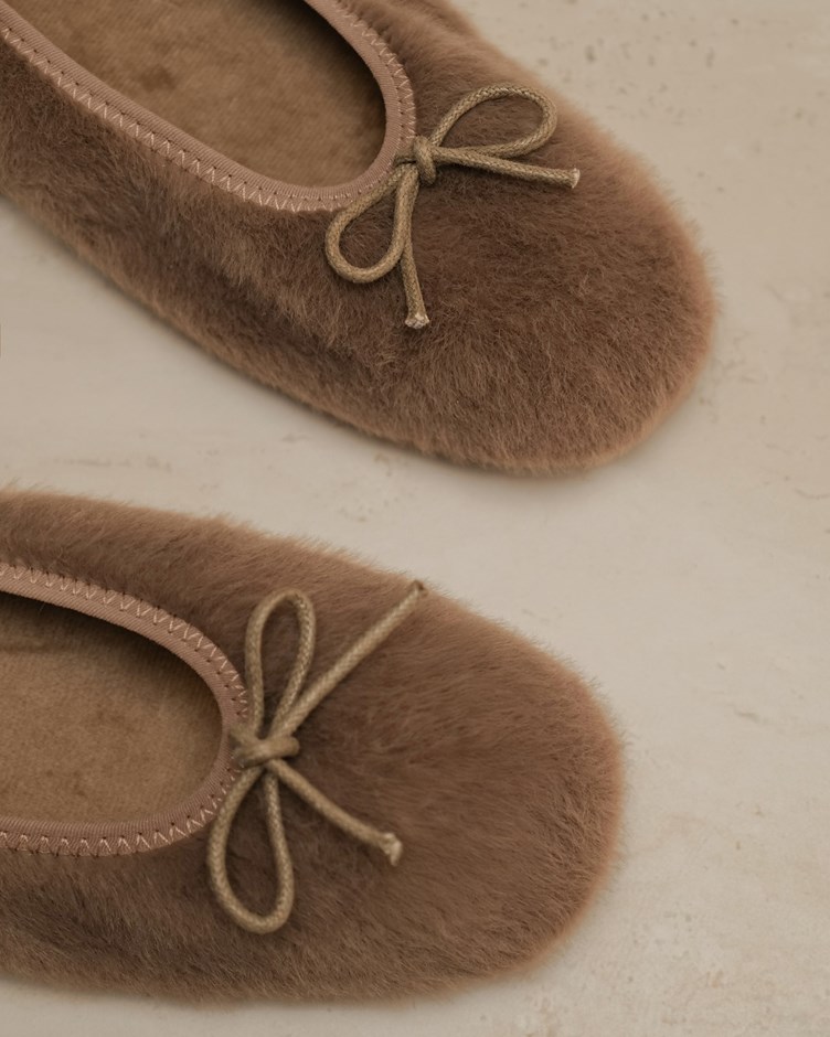 毛毛拼接保暖娃娃鞋