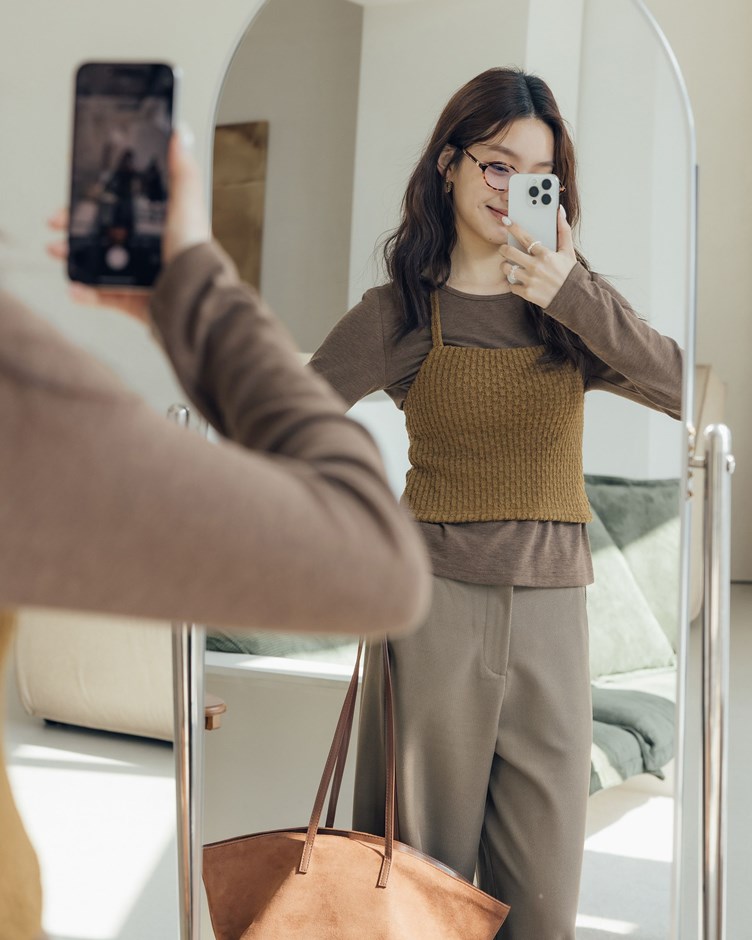 針織繞脖背心長袖上衣 (兩件式)