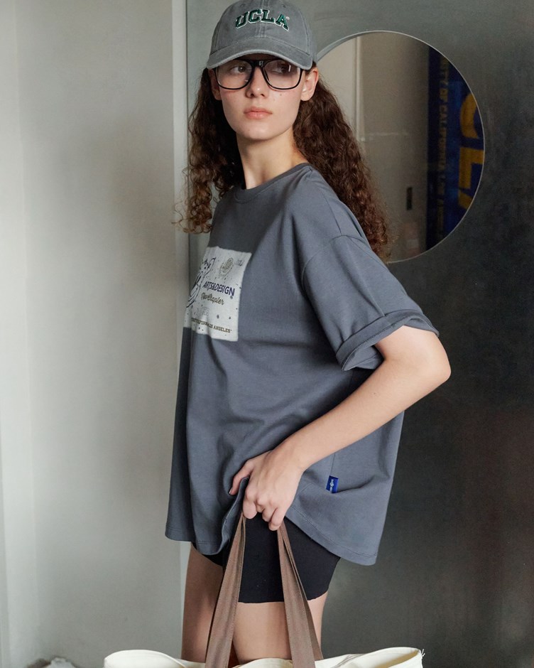 UCLA小熊學生證寬鬆TEE