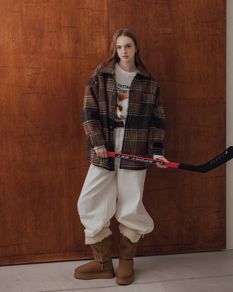 毛呢格紋排釦外套