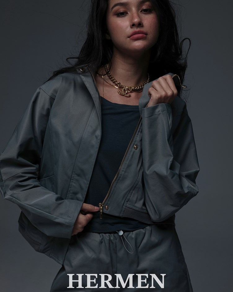 Unisex 極簡機能防風輕量套裝-夾克