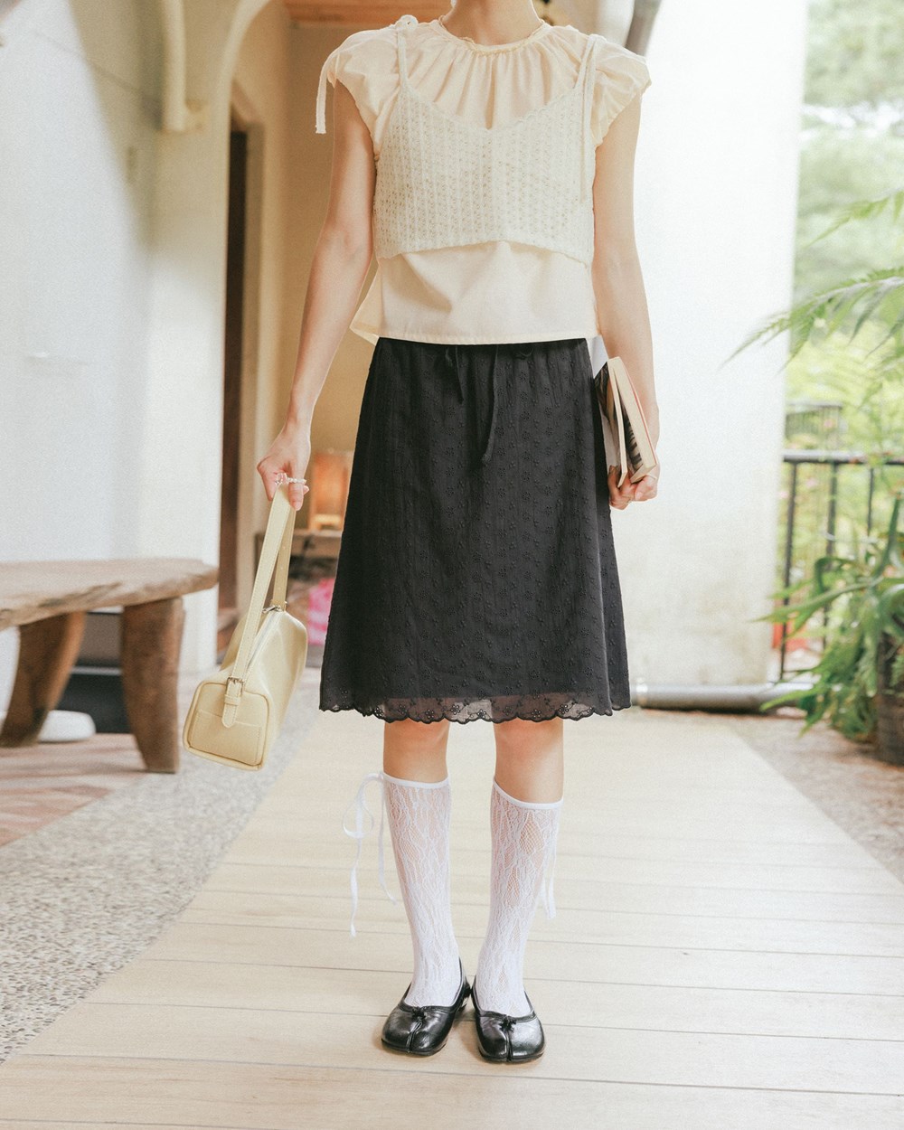 輕柔小花刺繡中長裙