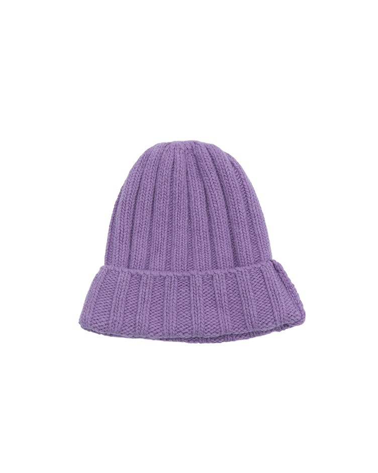 ribbed-knit beanie