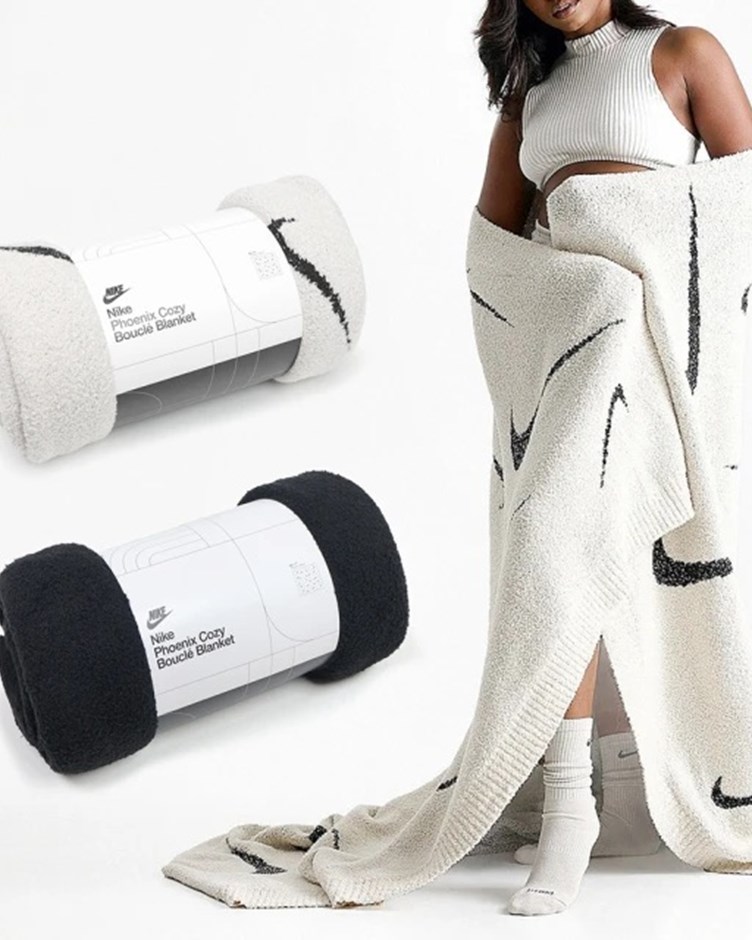 NIKE Knitted Blanket 針織毛毯 2色 HQ6917-001 黑 / HQ6917-118 杏