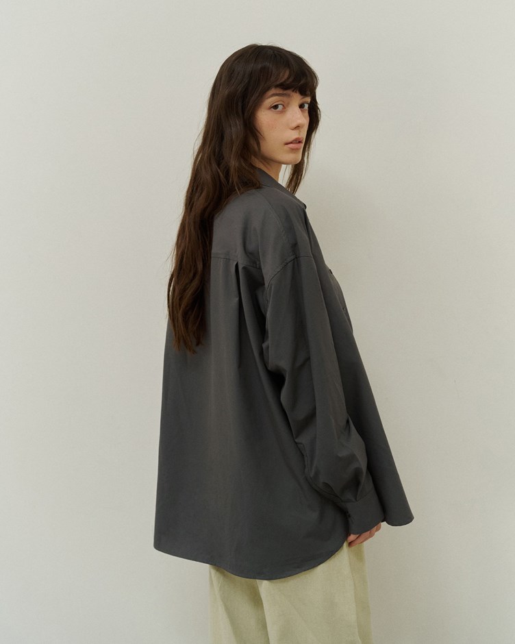 品牌LOGO刺繡輕量襯衫