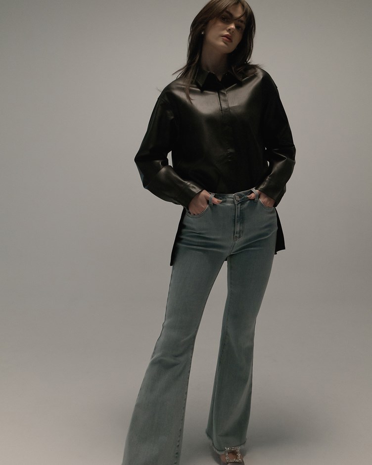 -5KG 修身彈性喇叭牛仔褲