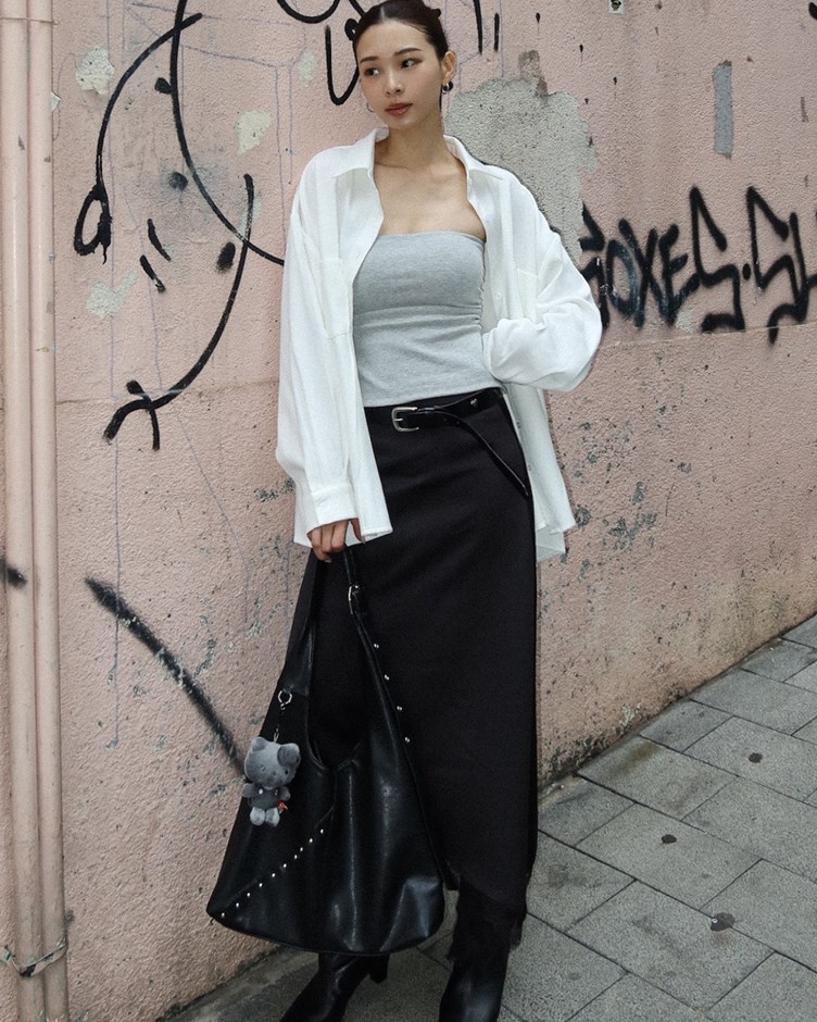 緞面斜擺蕾絲半裙