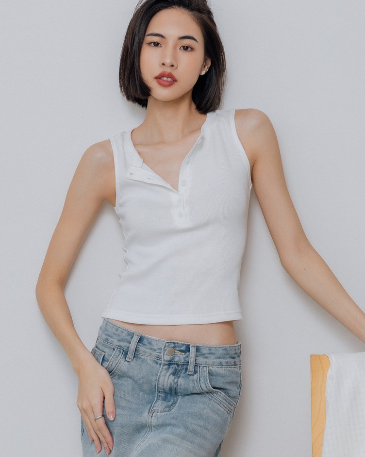 俐落V領無袖背心