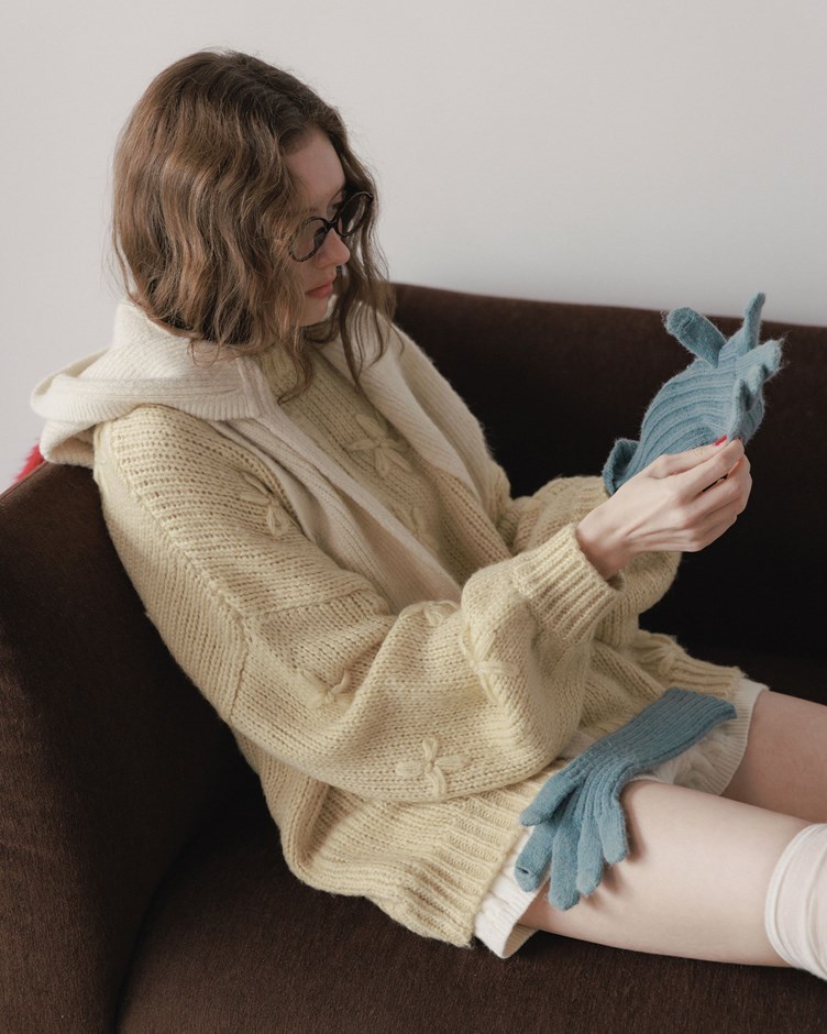 粗針立體花朵造型針織毛衣