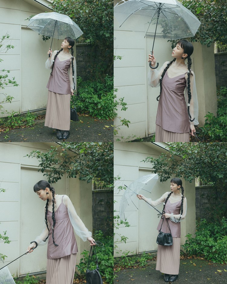 天絲透肌細肩帶V領短洋裝