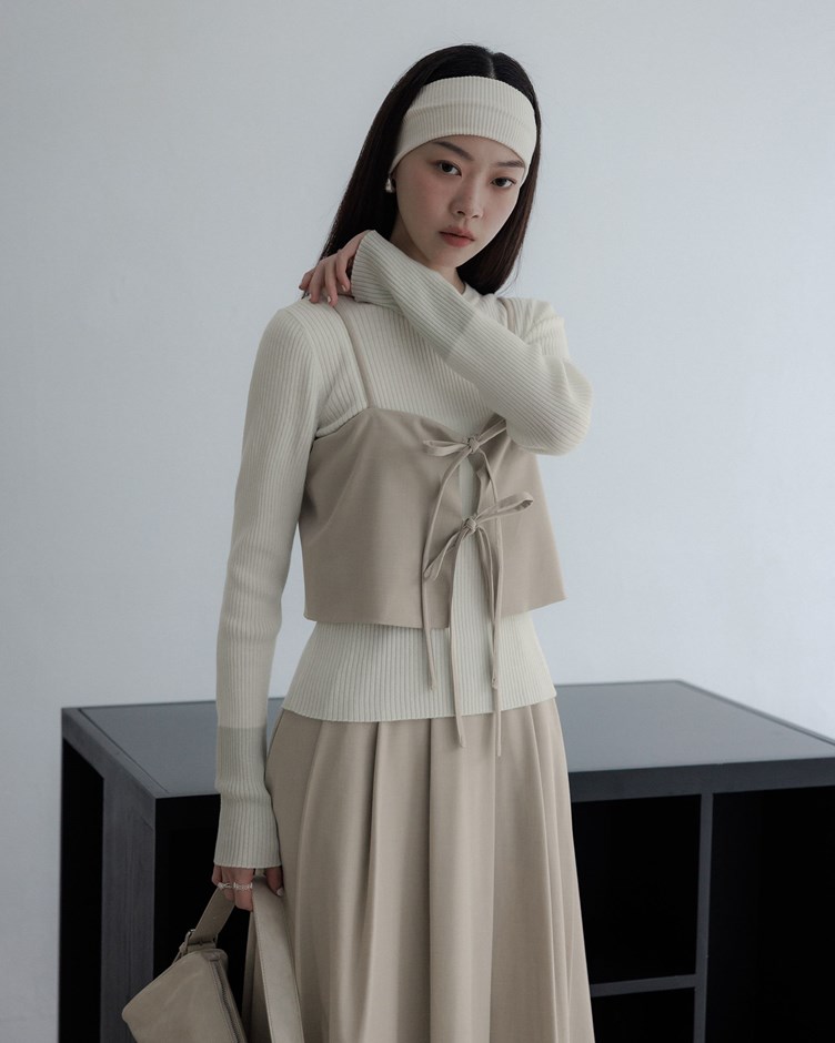 袖口配色坑條針織上衣