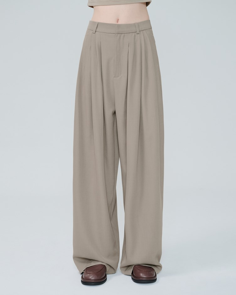 仿毛料多褶繭型西裝寬褲