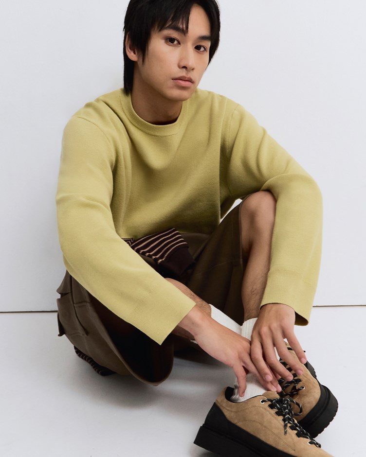 空氣感圓領毛衣