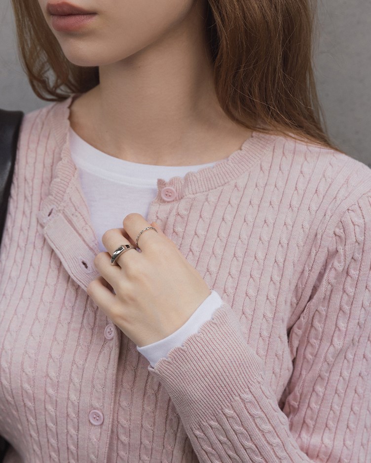 圓弧麻花排釦針織上衣