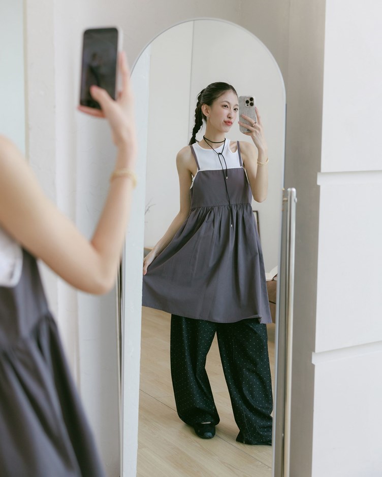 蕾絲邊平口吊帶短洋裝