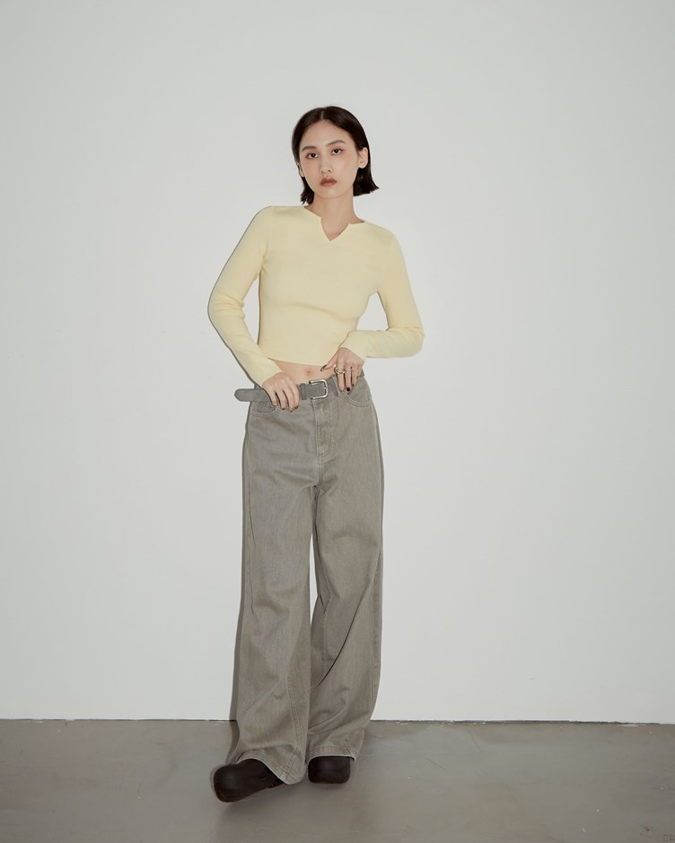 V領細坑紋針織上衣