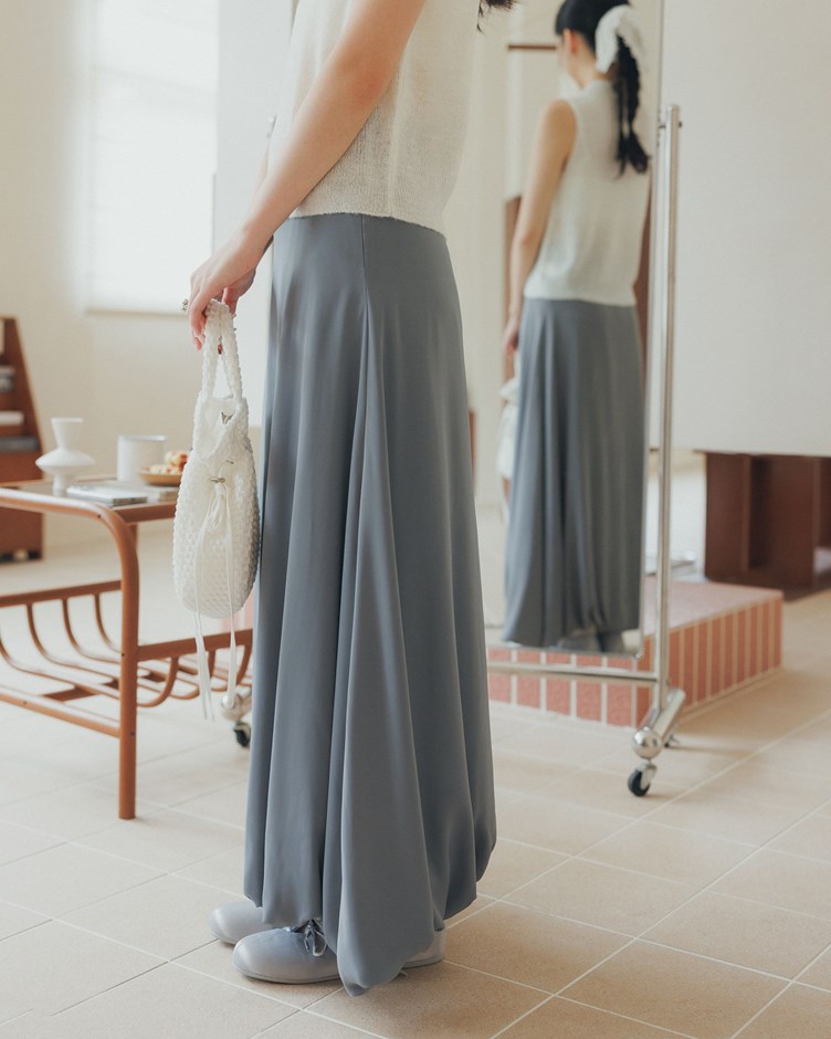 緞面泡芙氣球感長裙