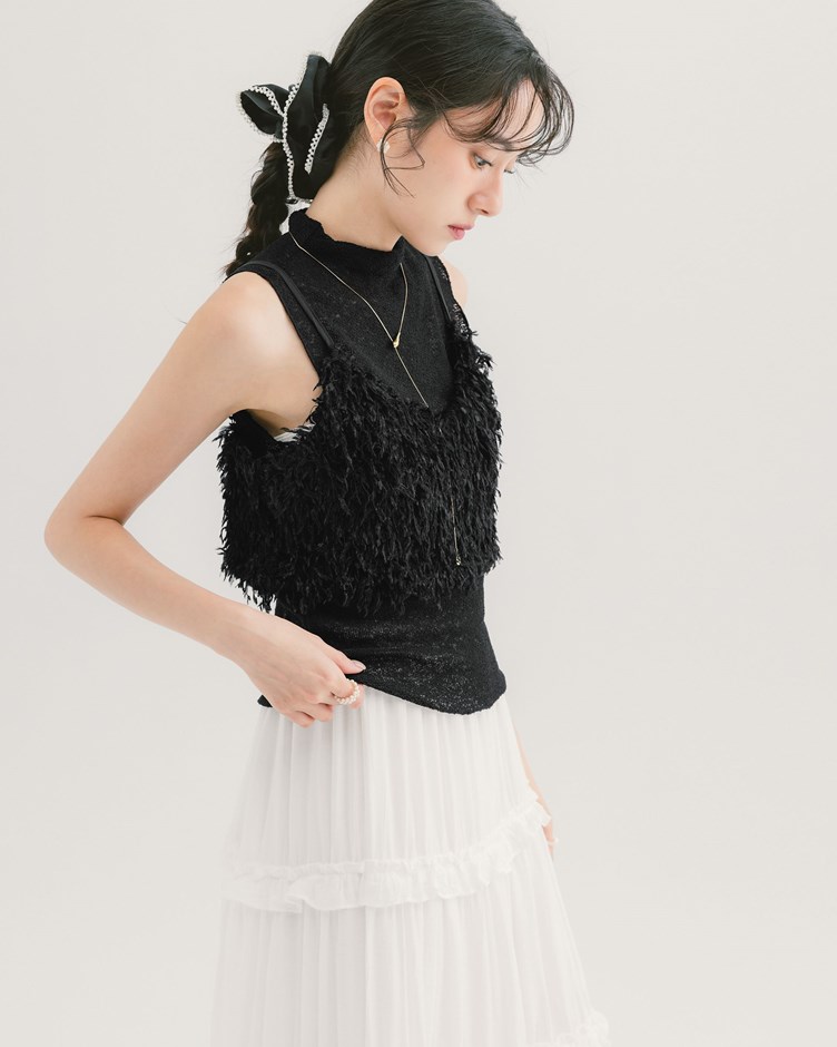 立體羽毛感前V領短版背心