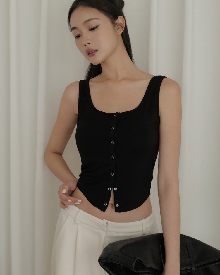 親膚壓釦弧擺BRA TOP背心