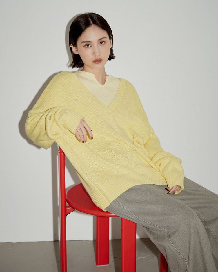V領粗織寬鬆針織上衣
