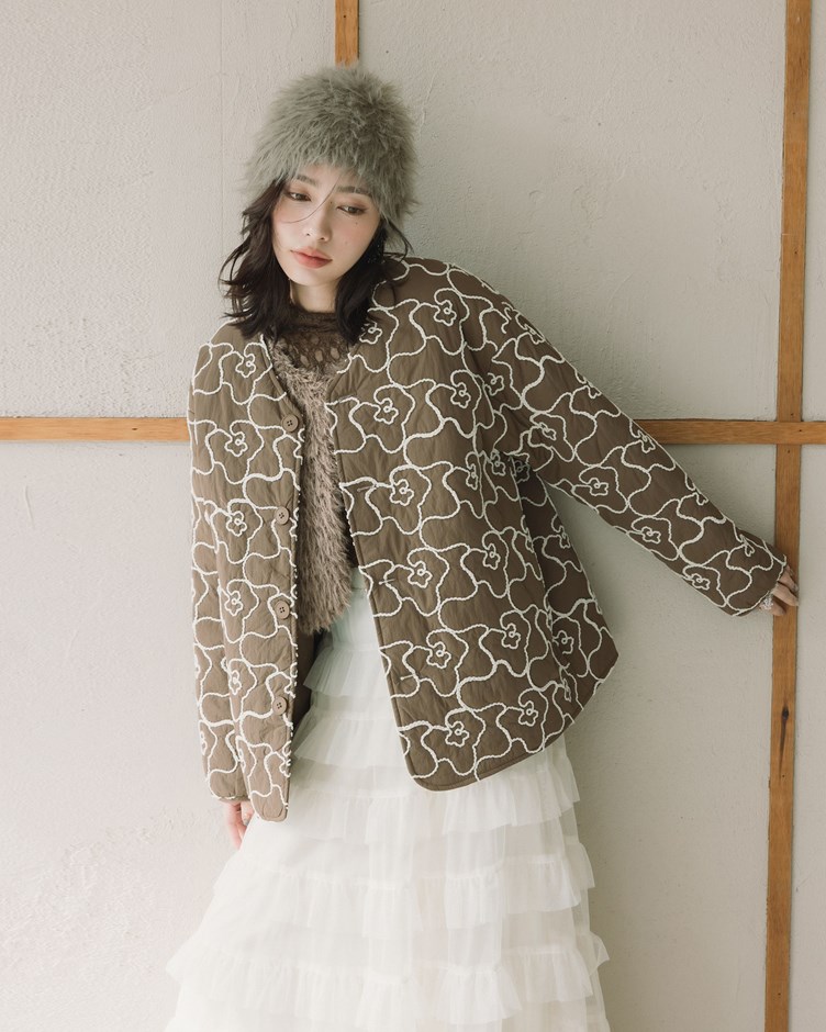 立體花朵凸線鋪棉外套