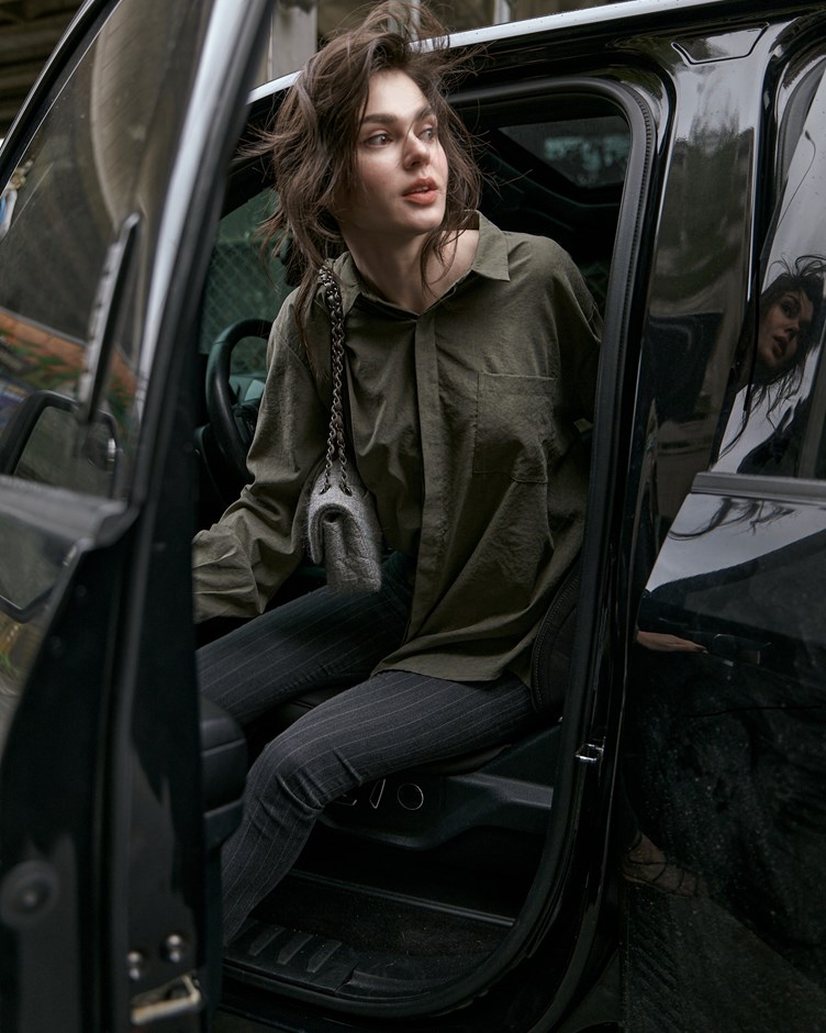 顯瘦極簡｜條紋彈性西裝褲