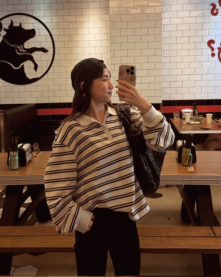 領片橫紋長袖上衣