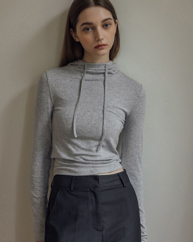 MIT 柔彈立領抽繩連帽上衣