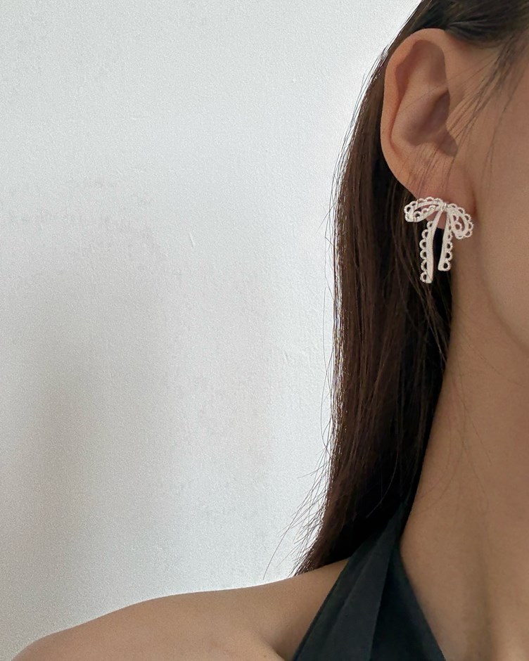 小法式蕾絲蝴蝶結耳環