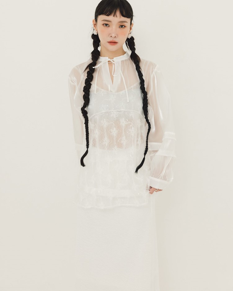 貝殼光澤澎袖後綁帶上衣