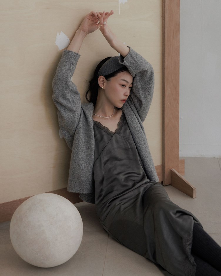 蕾絲花邊細肩帶洋裝