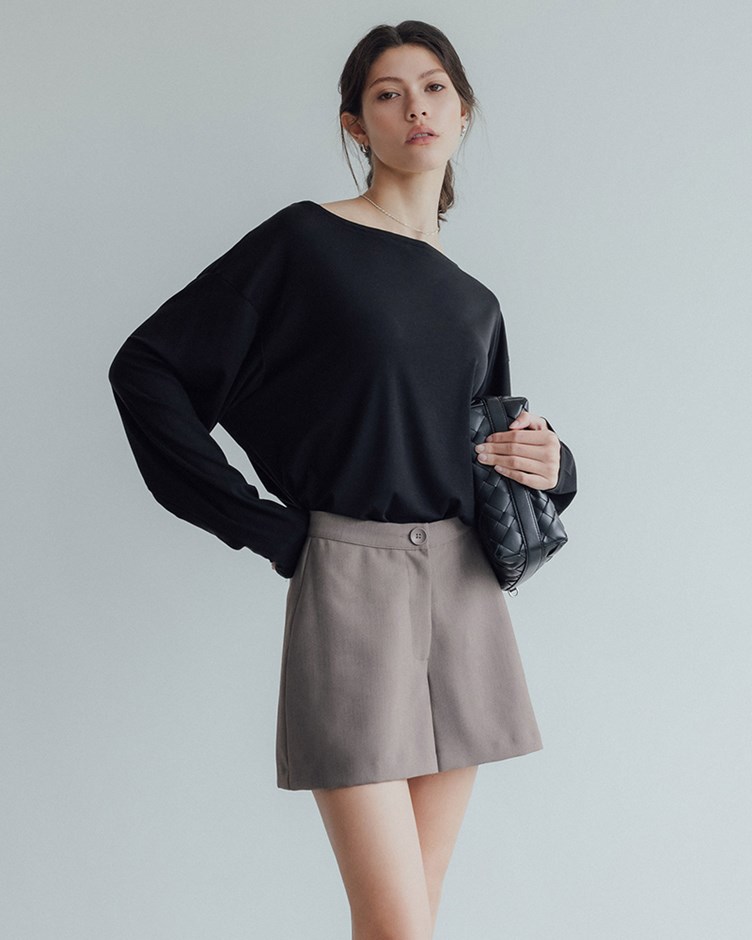 (預購1週出貨)抗皺傘擺西裝短褲