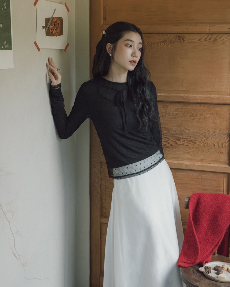 前綁帶點點網紗上衣