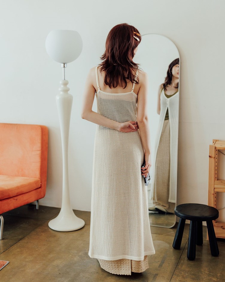 簍空針織外罩洋裝