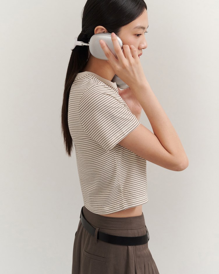 挺版 LOGO CROP TEE