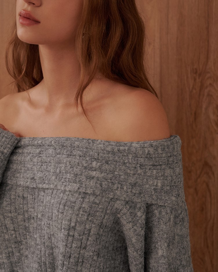 坑條一字領針織上衣