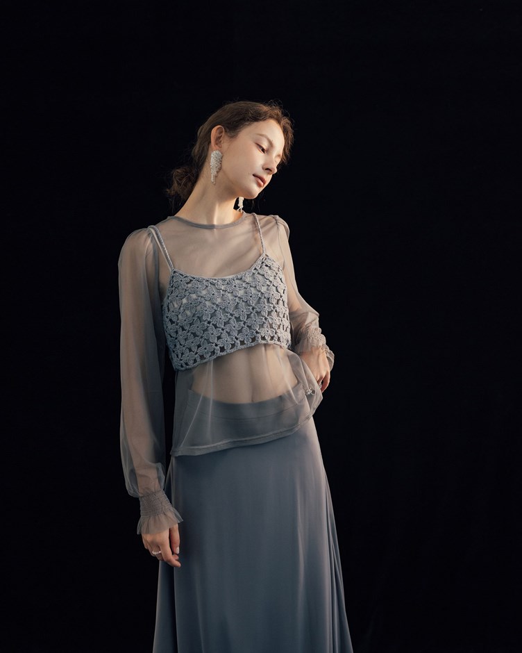 清透網紗澎袖上衣