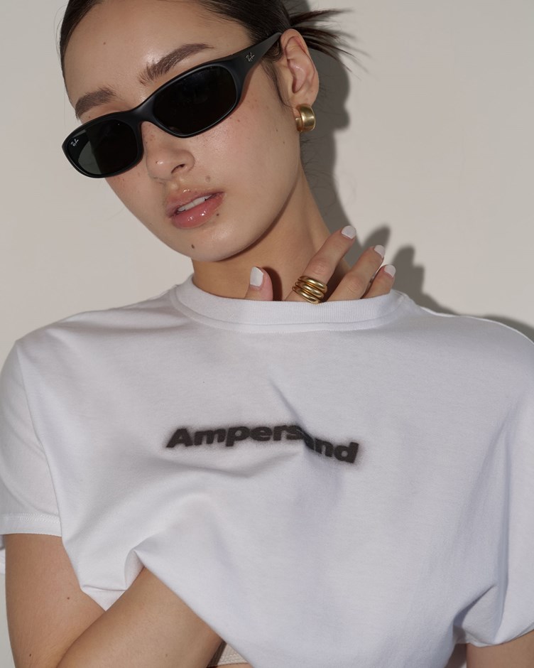 噴漆感連袖短版印花TEE