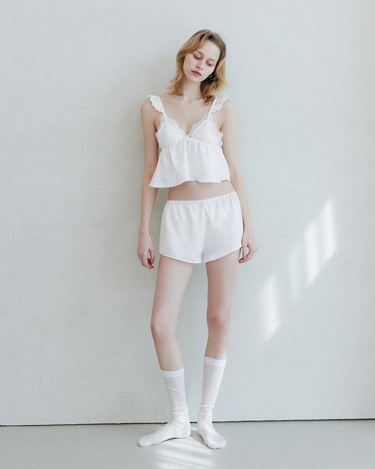 霧光緞面荷葉蕾絲套裝