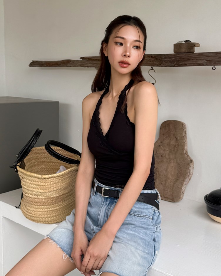 蕾絲交疊美背繞脖BRA TOP背心