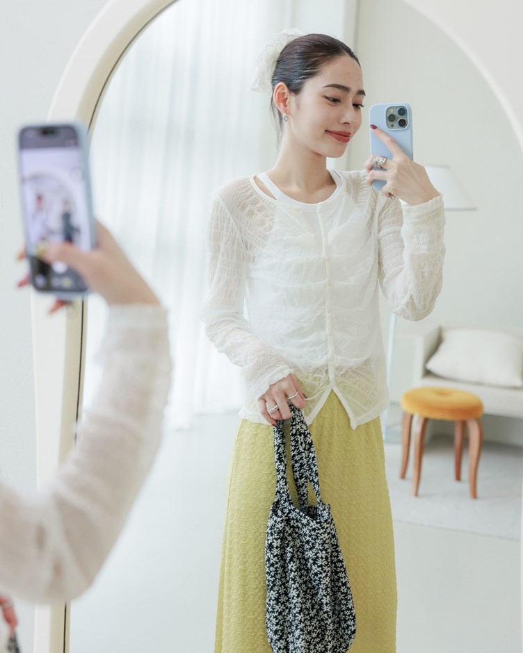 微透抓皺感造型長袖上衣